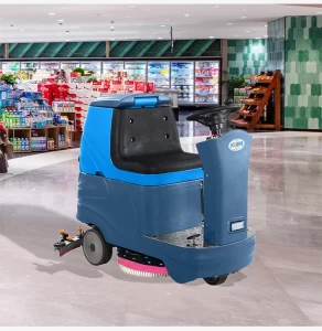 KUER-60D ride on floor scrubber