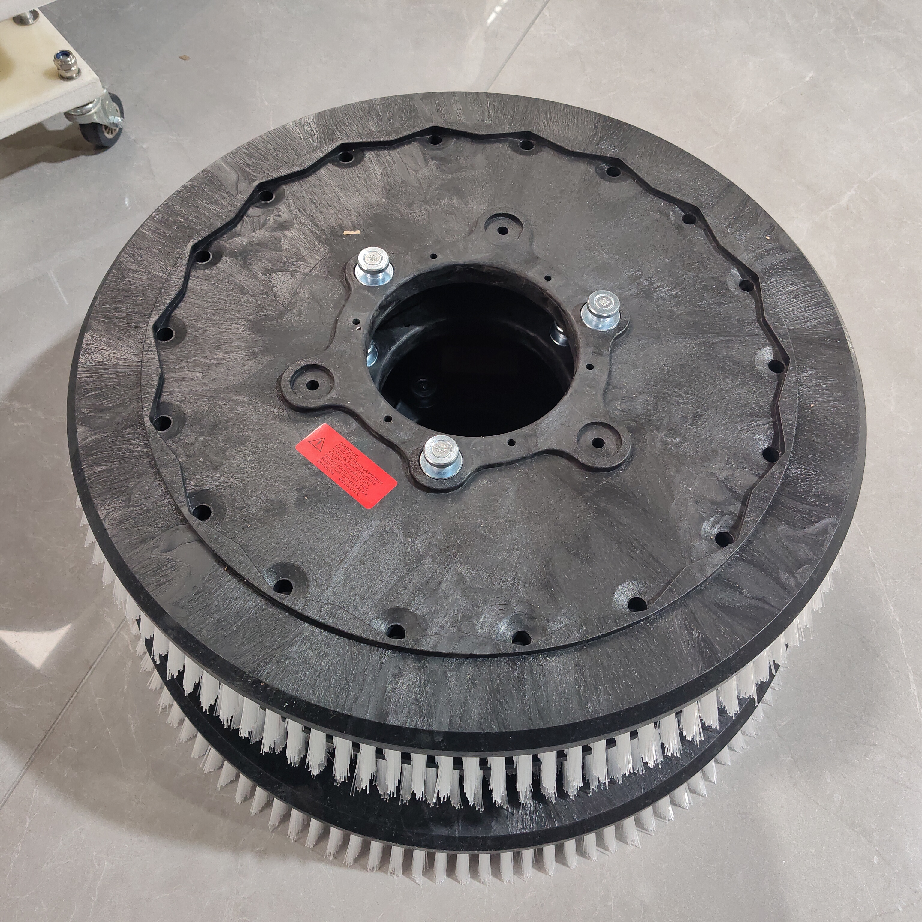 Floor scrubber disc brush