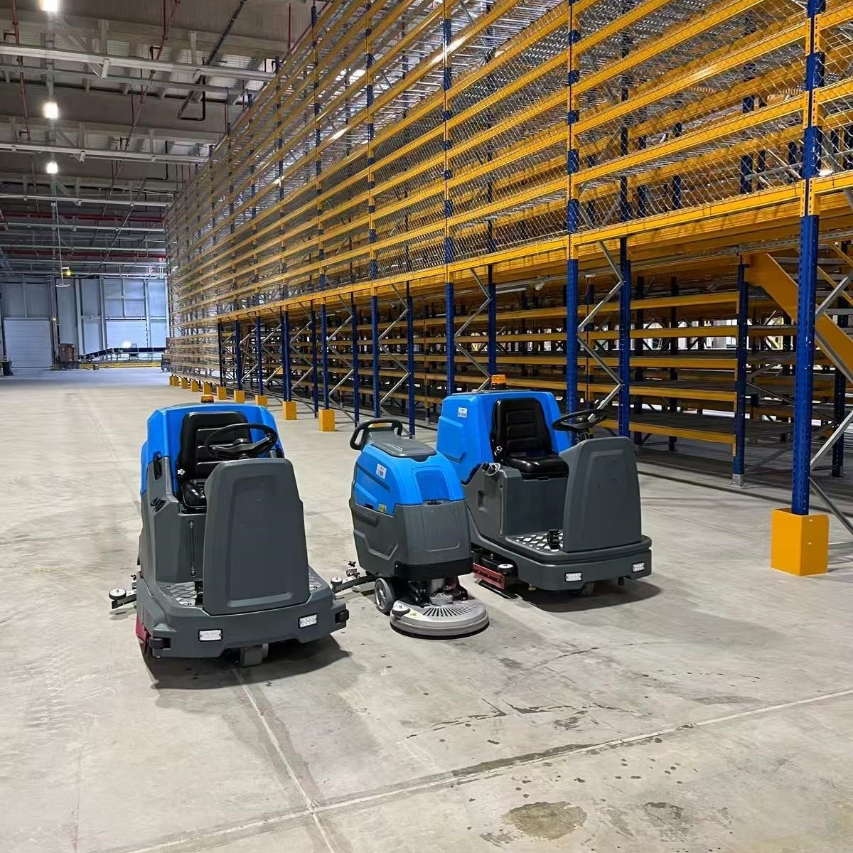 FedEx Istanbul International Airport Transfer Center Selects KUER Floor Scrubber to Improve Cleaning Efficiency and International Image