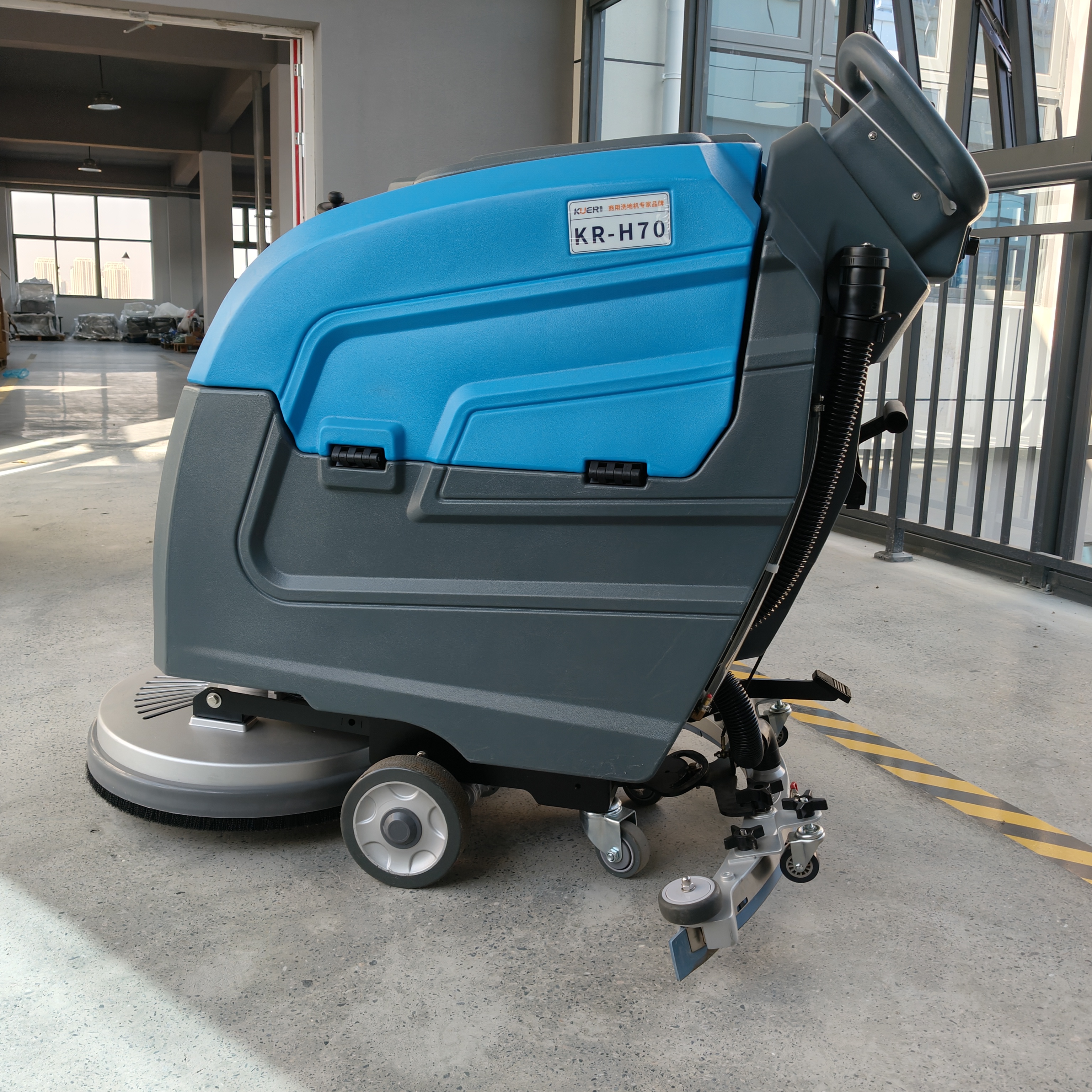 KUER-H70 Walk Behind Floor Scrubber